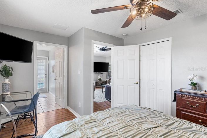 Image No.22-5 Bed Property for sale