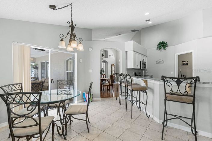 Image No.29-5 Bed Property for sale