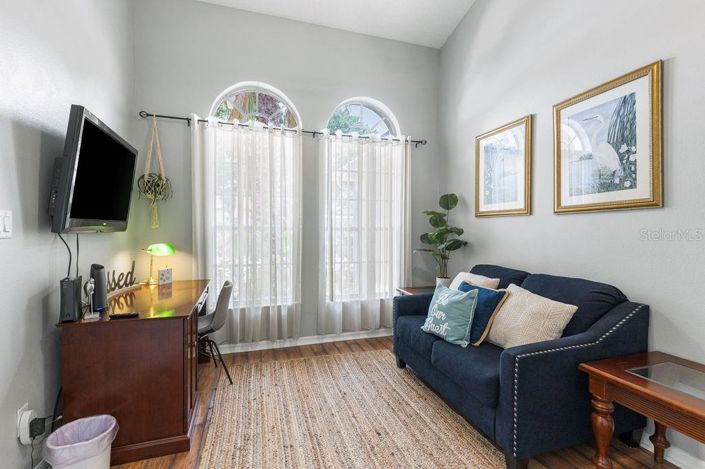 Image No.6-5 Bed Property for sale