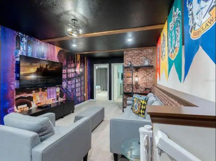 Image No.5-5 Bed Townhouse for sale