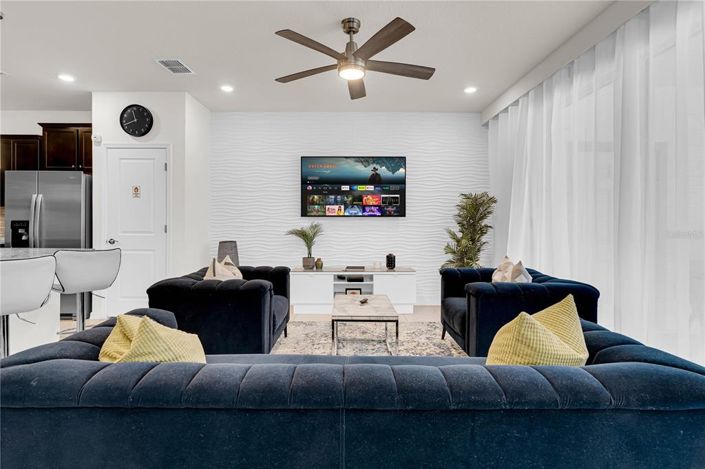 Image No.52-5 Bed Townhouse for sale