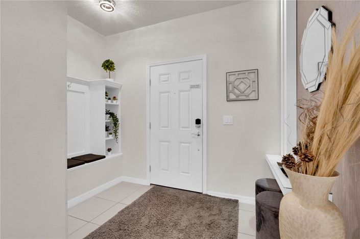 Image No.57-5 Bed Townhouse for sale