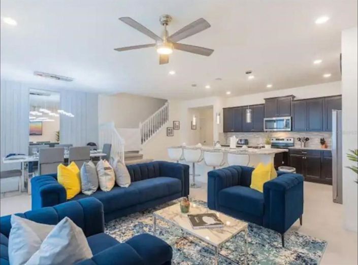 Image No.8-5 Bed Townhouse for sale