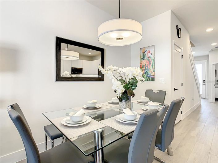 Image No.20-3 Bed Townhouse for sale