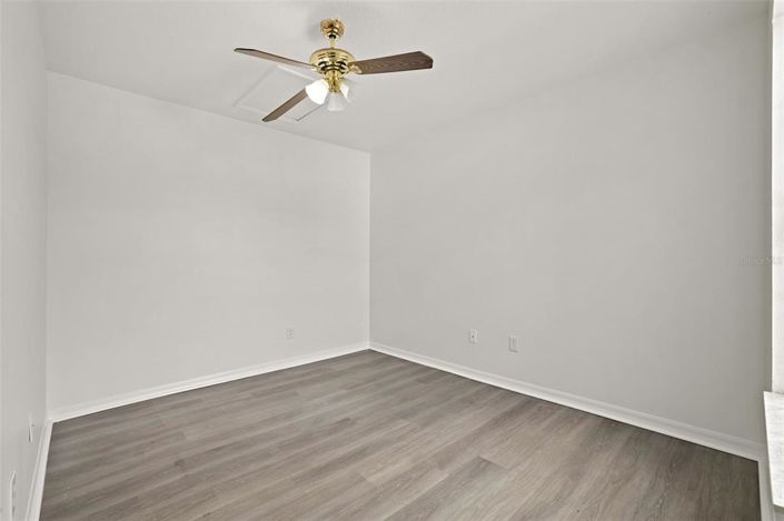 Image No.24-4 Bed Townhouse for sale