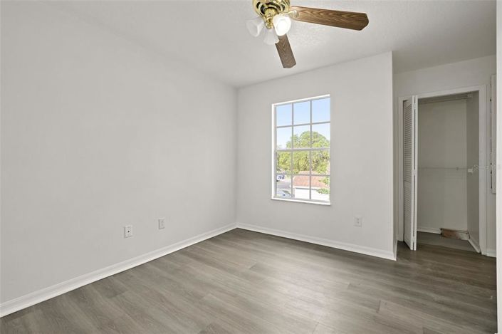 Image No.25-4 Bed Townhouse for sale