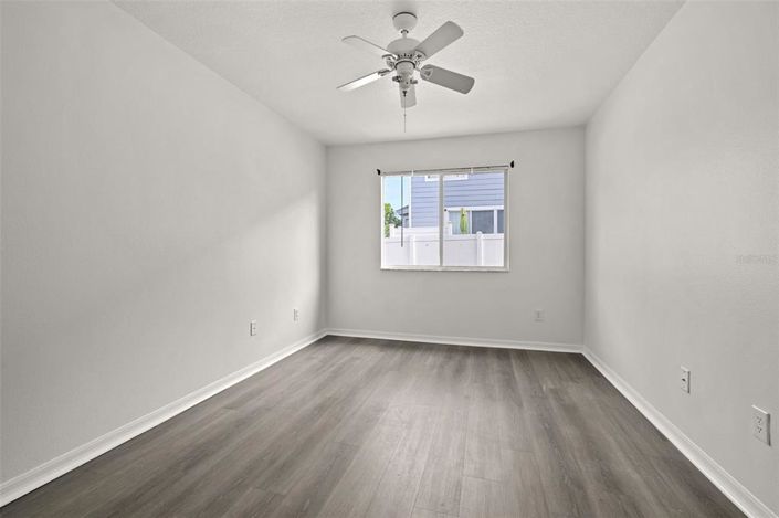 Image No.28-4 Bed Townhouse for sale