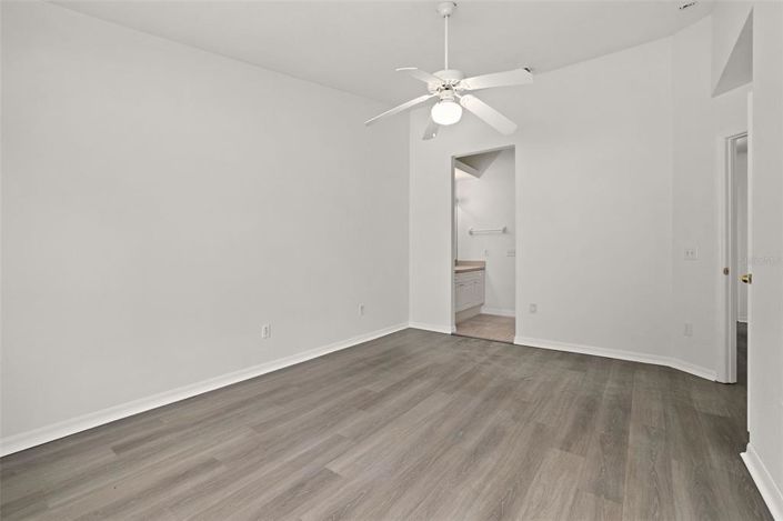 Image No.33-4 Bed Townhouse for sale