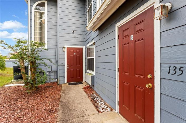 Image No.3-4 Bed Townhouse for sale