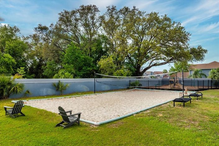 Image No.32-4 Bed Townhouse for sale