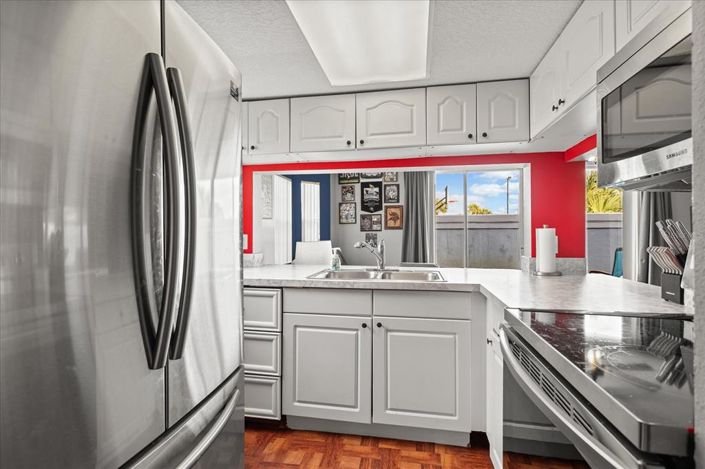 Image No.7-4 Bed Townhouse for sale