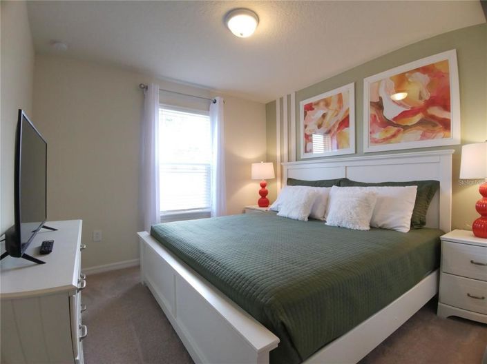 Image No.13-5 Bed Townhouse for sale