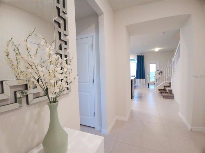 Image No.2-5 Bed Townhouse for sale