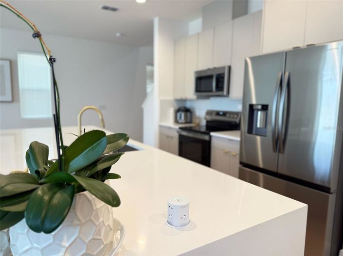 Image No.16-4 Bed Property for sale