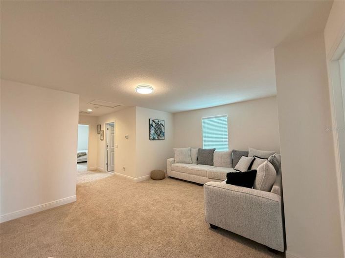 Image No.28-4 Bed Property for sale