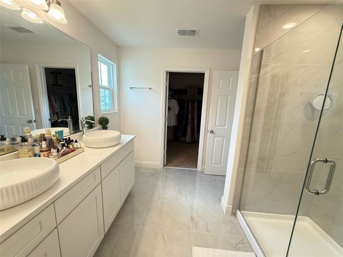 Image No.37-4 Bed Property for sale