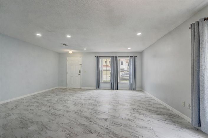 Image No.5-Propriété de 5 chambres à vendre à Clermont