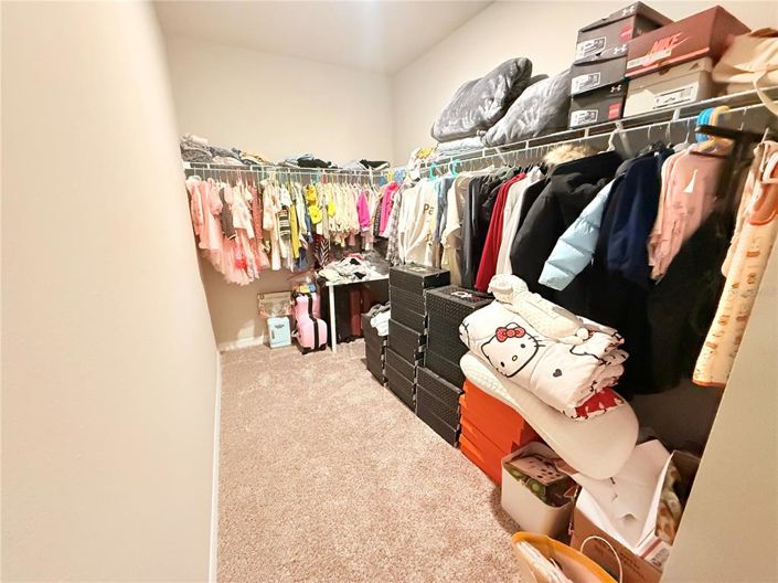 Image No.15-4 Bed Property for sale