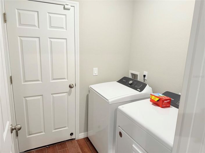 Image No.25-4 Bed Property for sale