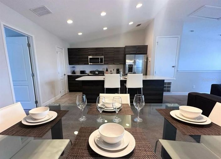 Image No.4-2 Bed Townhouse for sale