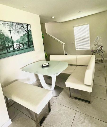 Image No.6-4 Bed Property for sale