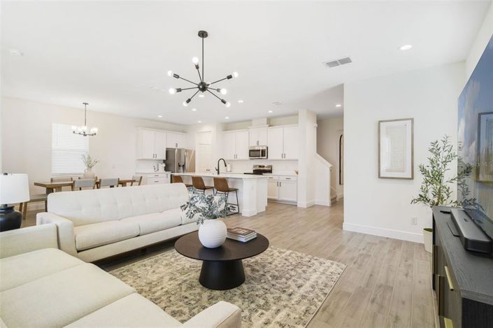 Image No.18-4 Bed Property for sale