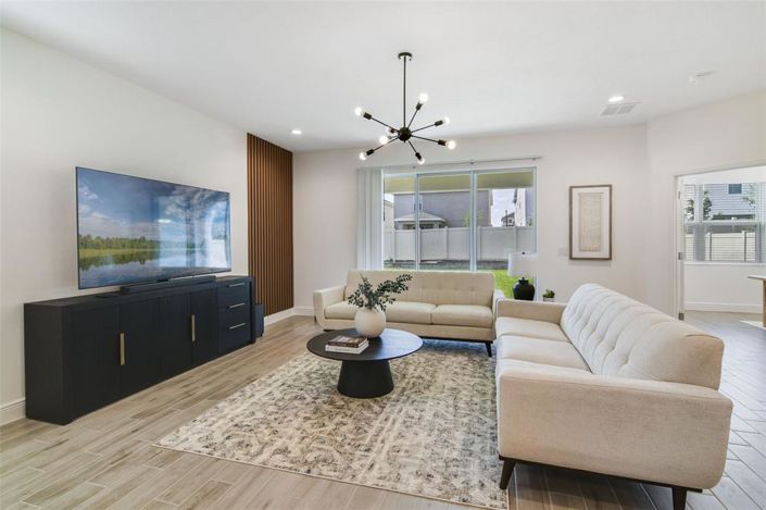 Image No.6-4 Bed Property for sale