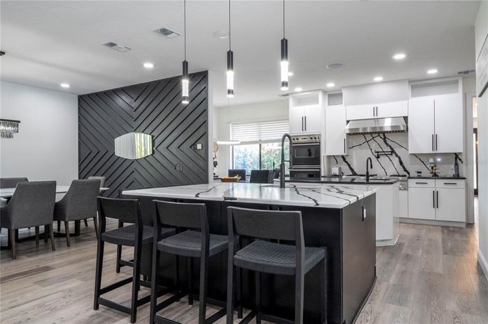 Image No.25-3 Bed Property for sale