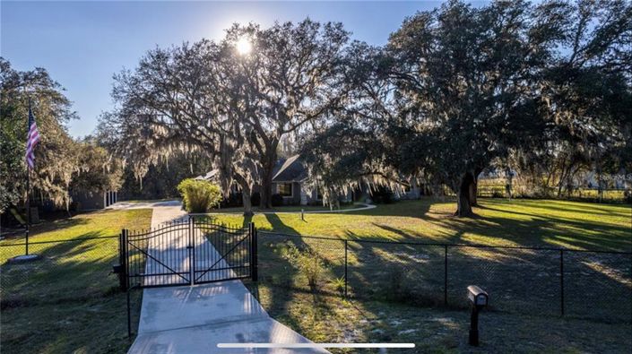 Image No.3-3 Bed Property for sale