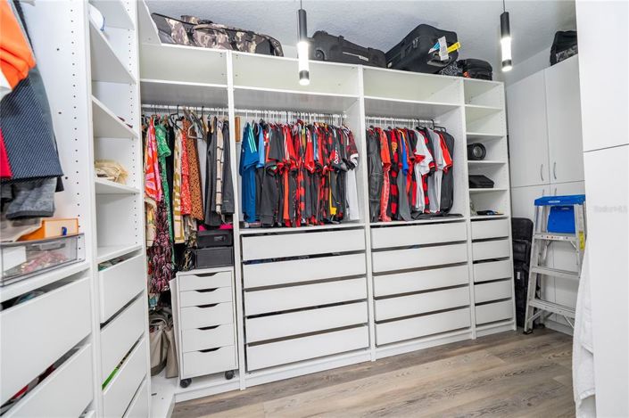 Image No.52-3 Bed Property for sale