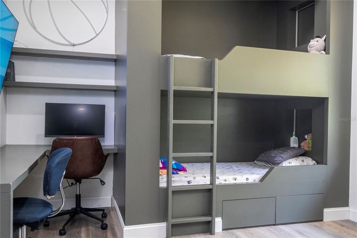 Image No.61-3 Bed Property for sale