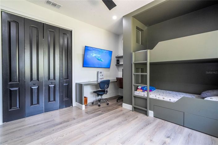 Image No.62-3 Bed Property for sale