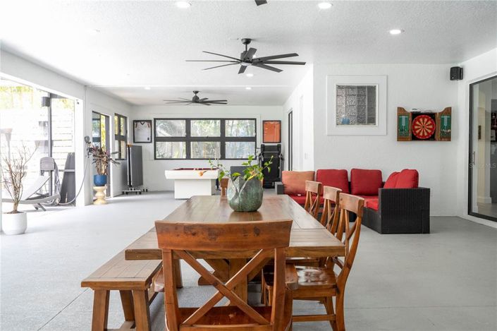 Image No.76-3 Bed Property for sale