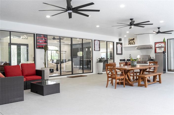 Image No.79-3 Bed Property for sale