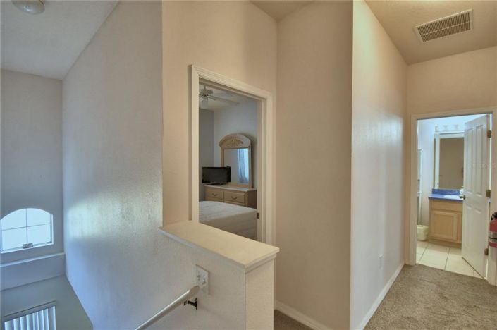 Image No.19-3 Bed Townhouse for sale