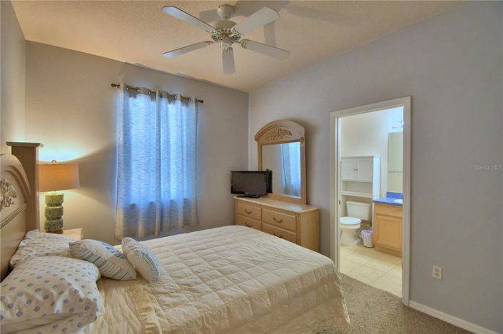 Image No.20-3 Bed Townhouse for sale