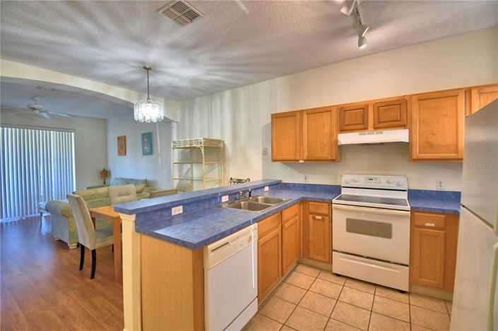 Image No.4-3 Bed Townhouse for sale