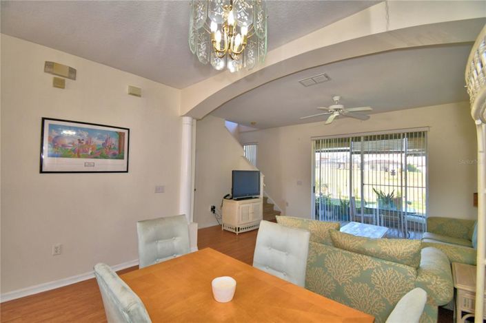 Image No.8-3 Bed Townhouse for sale