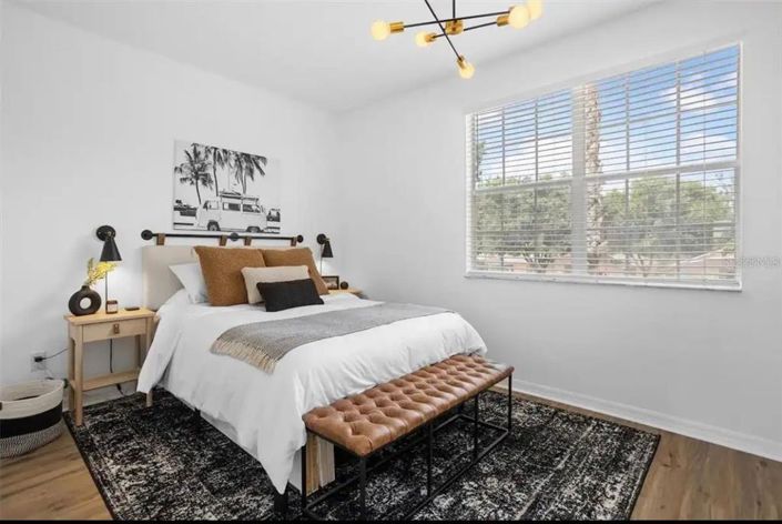 Image No.16-3 Bed Townhouse for sale