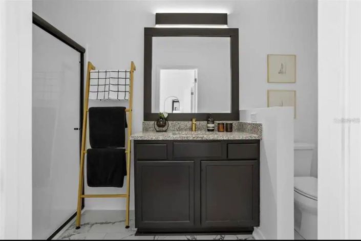 Image No.18-3 Bed Townhouse for sale