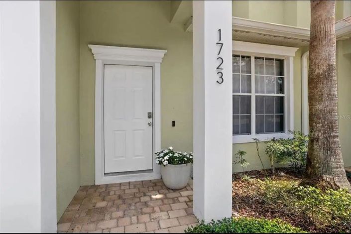 Image No.21-3 Bed Townhouse for sale