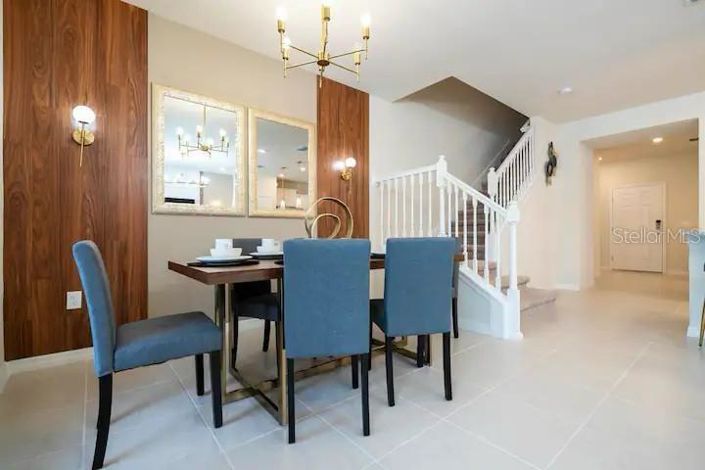 Image No.6-5 Bed Townhouse for sale