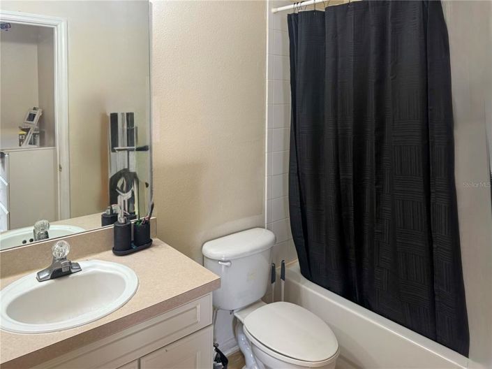 Image No.13-3 Bed Townhouse for sale