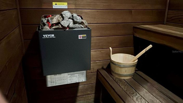 Image No.21-3 Bed Townhouse for sale