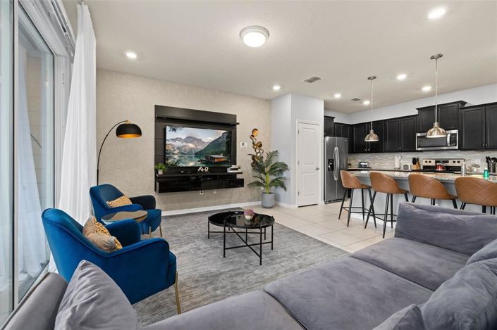 Image No.10-5 Bed Townhouse for sale