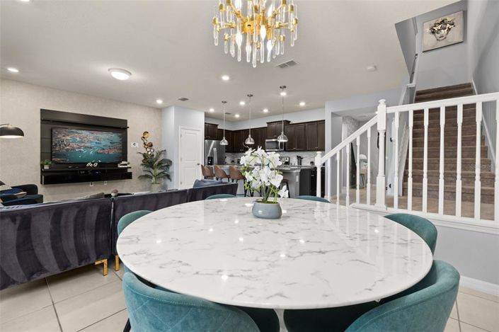 Image No.13-5 Bed Townhouse for sale