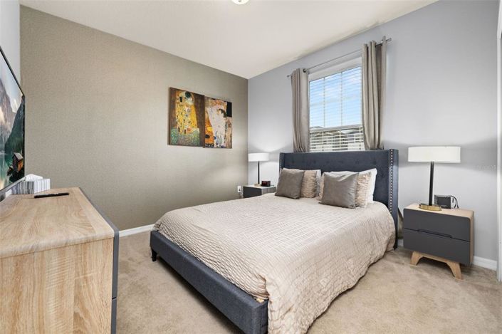 Image No.14-5 Bed Townhouse for sale