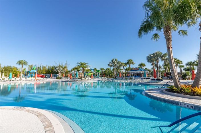 Image No.70-5 Bed Townhouse for sale