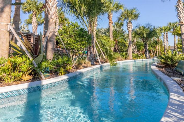 Image No.84-5 Bed Townhouse for sale