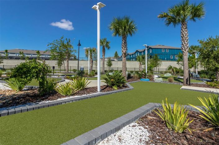 Image No.93-5 Bed Townhouse for sale